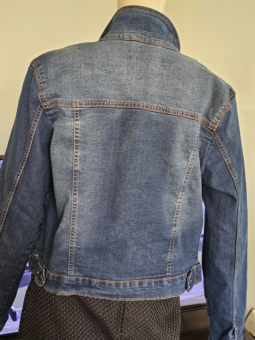 ❗️ Women’s Blue MOTO Denim Jacket - Classic Trucker DISTRESED Style ❗️ - Picture 2 of 13